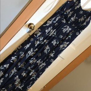 Lulus maxi dress medium floral dark blue